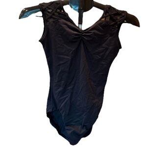 So Danca Black Mesh Shoulder Leotard Women’s Size Medium EUC Ballet Dance